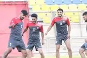 ستون فقرات سرخ‌ها جراحی شد!