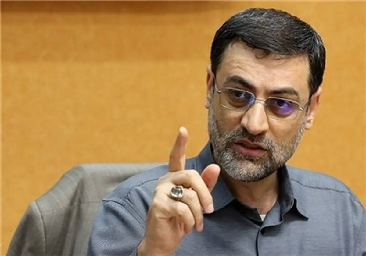 مدیرعامل بانک ورشکسته رفاه به چه حقی حقوق نجومی می‌گرفت/حاتم بخشی‌ها غیرقابل قبول است