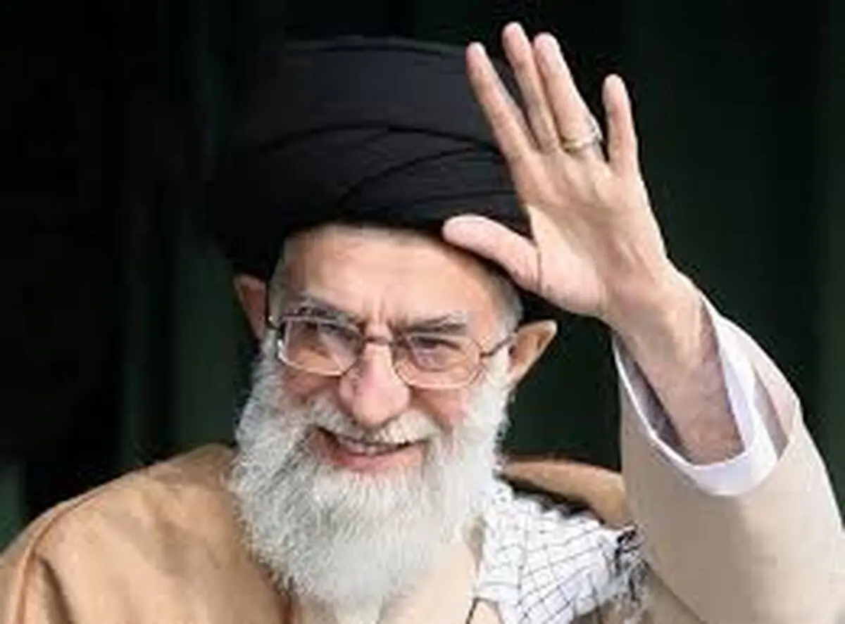 
تحلیلگر نیجریه‌ای: به این ۱۴ دلیل آیت‌الله خامنه‌ای را دوست دارم

