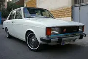 شیخ ابوظبی درحال خرید پیکان +عکس 