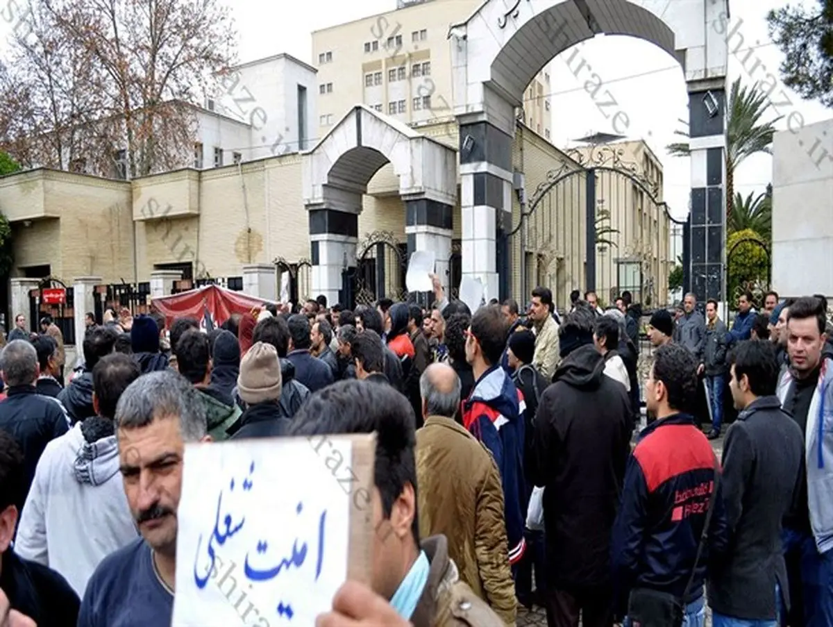 نماینده کارگران: کدام کارخانه در این شرایط، شش ماه اول سال را تنفس اعلام می‌کند!