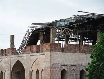 تخریب سقف چشمه عمارت بهشهر