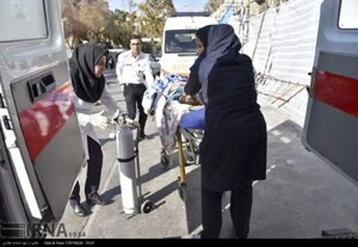 برخورد اتوبوس با تاکسی در محور نی‌ریز؛ ۲۷ مصدوم و یک کشته