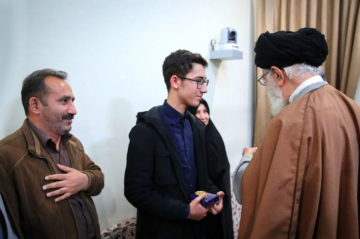 دیدار آرین غلامی با رهبر انقلاب/ فیلم