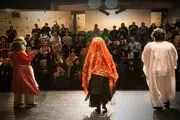 «مردی که جهنمش را با خود حمل می‌کرد» روی صحنه رفت