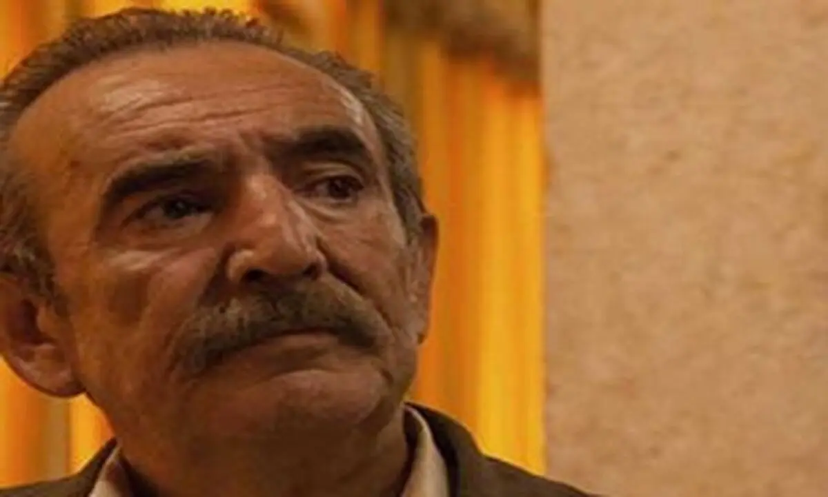 صحنه‌ای که آقای بازیگر را به گریه انداخت/ برای همسرم زار زار گریه می‌کردم