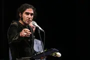 خواننده مشهور ایرانی، با ظاهری غافلگیرکننده،خواننده خیابانی شد/عکس
