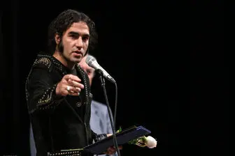 خواننده مشهور ایرانی، با ظاهری غافلگیرکننده،خواننده خیابانی شد/عکس