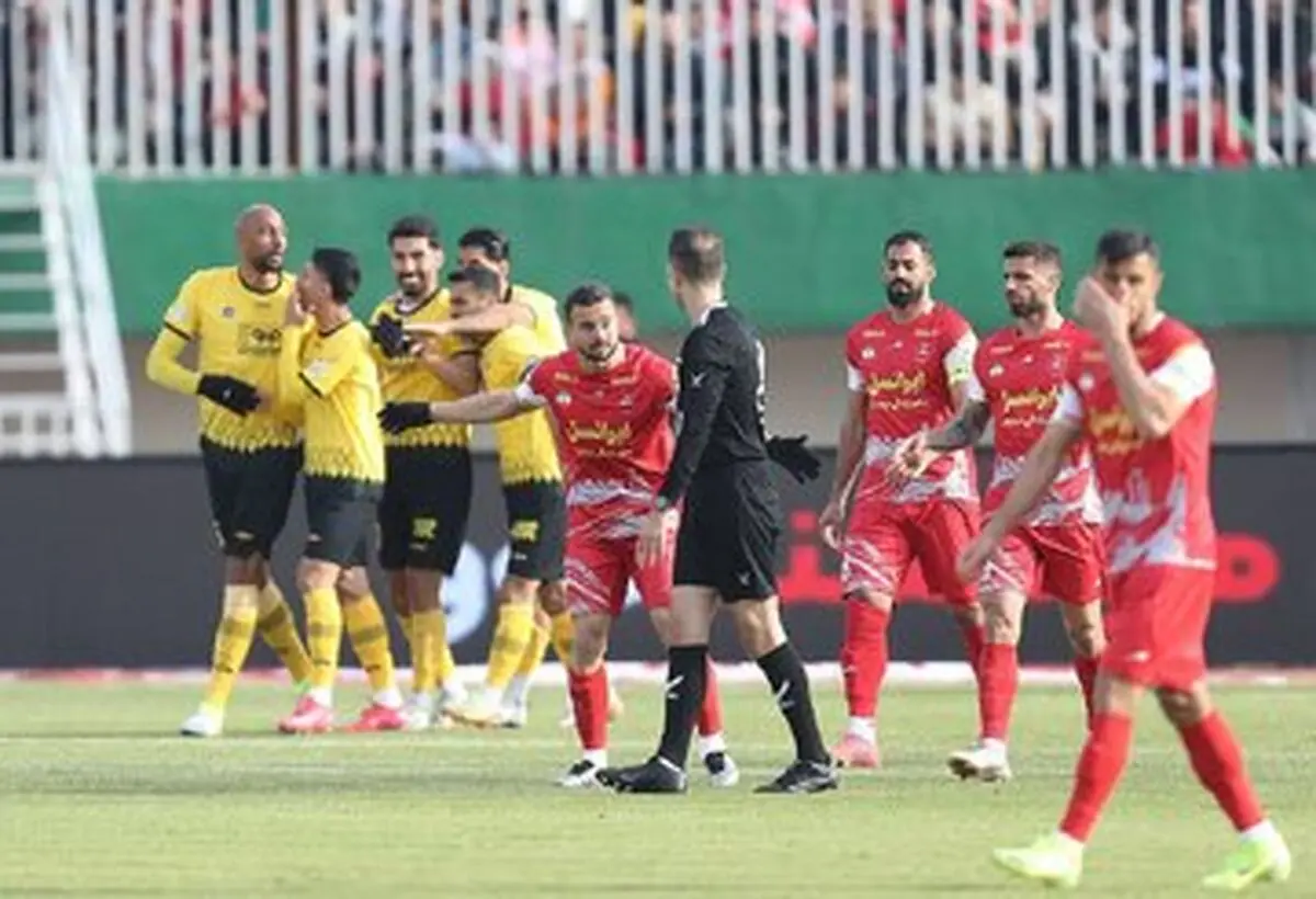 چرا برخی بازیکنان در پرسپولیس همیشه فیکس هستند؟