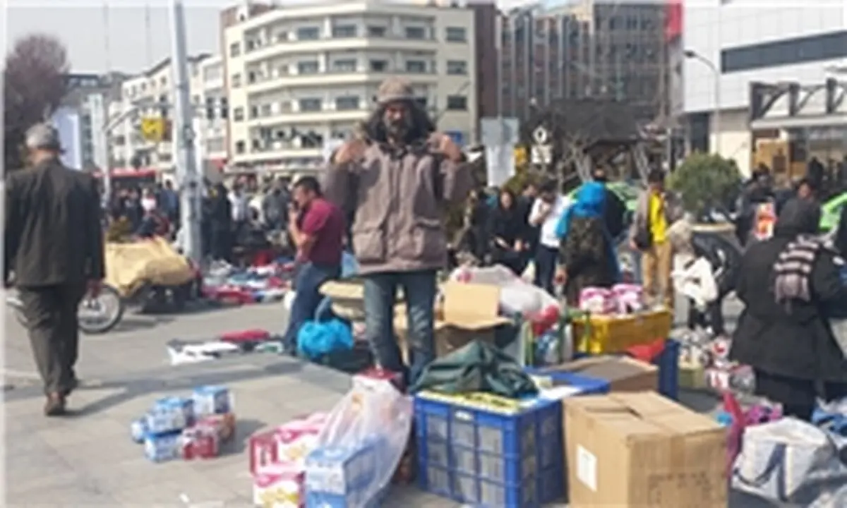 شیوع دست‌فروشی زنان در تهران