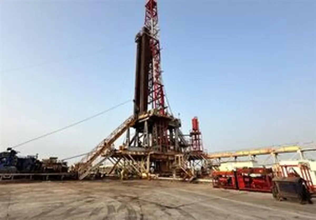 
افزایش ۳۵۰۰ بشکه‌ای ظرفیت تولید روزانه نفت ایران
