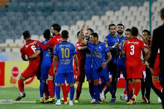 مدافع «دربی باز» استقلال به بازی با پرسپولیس رسید