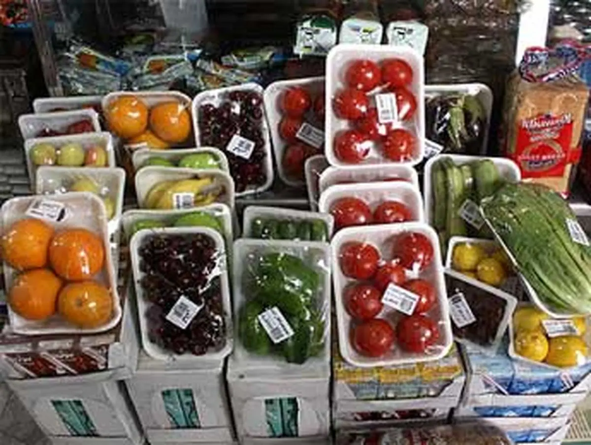وزارتخانه علیه وزارتخانه بخاطر میوه ممنوعه!
