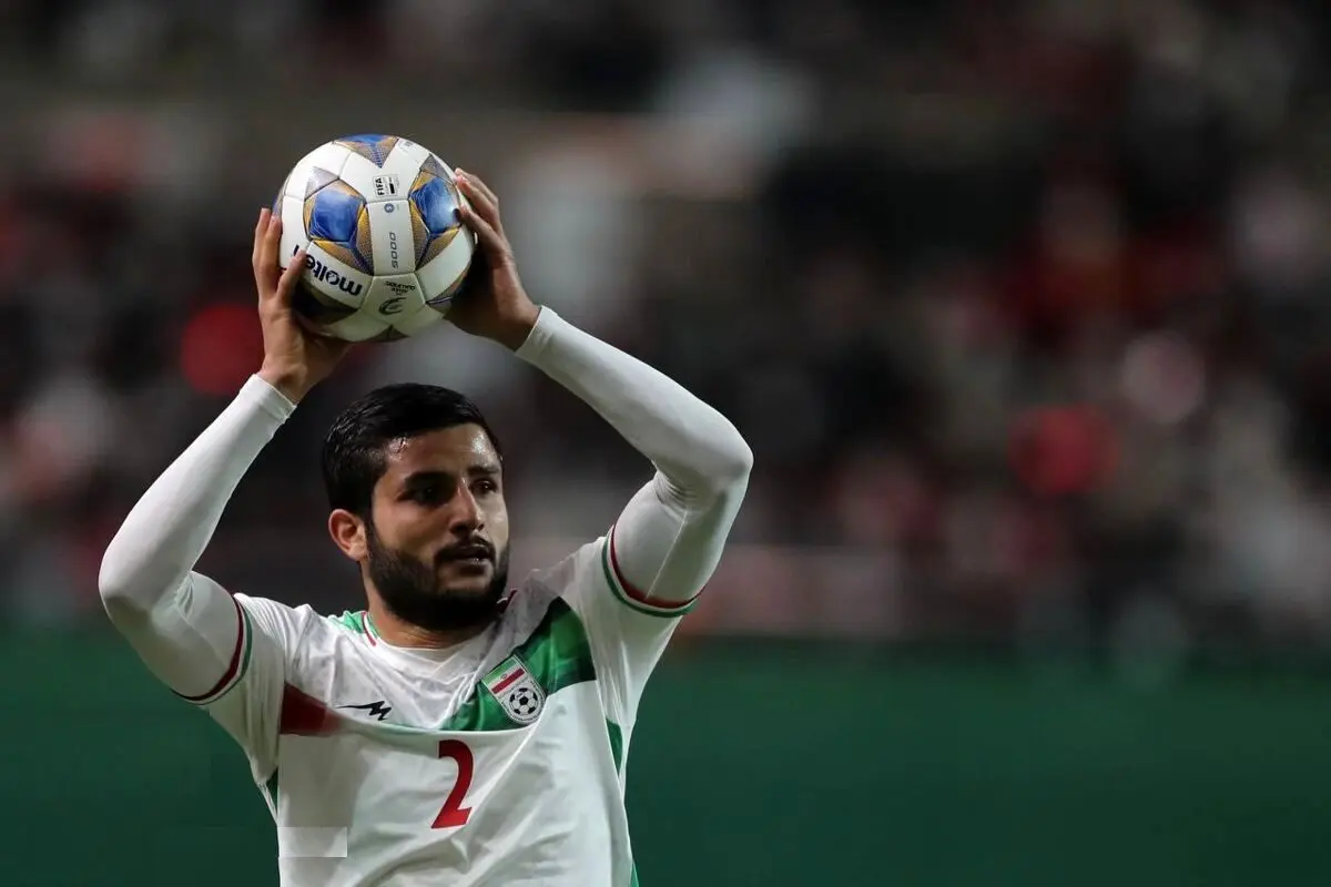 حمله هواداران پرسپولیس به سرمربی استقلال