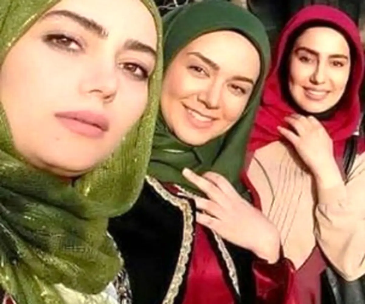شیطنتهای دختران «نون خ» در فرودگاه + عکس