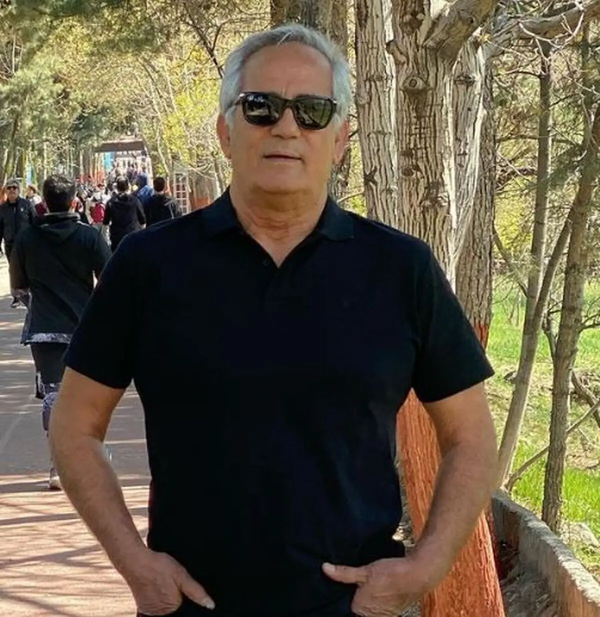 ازدواج مجید مظفری با یک مرد زن پوش