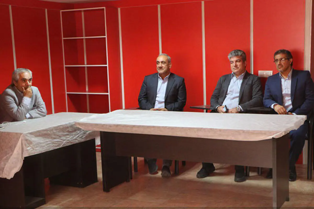 نشست معاون وزیر برای بررسی مشکلات پرسپولیس