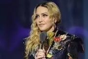 خواننده مشهور رازها و ناگفته‌های زندگی خود را برملا می‌کند
