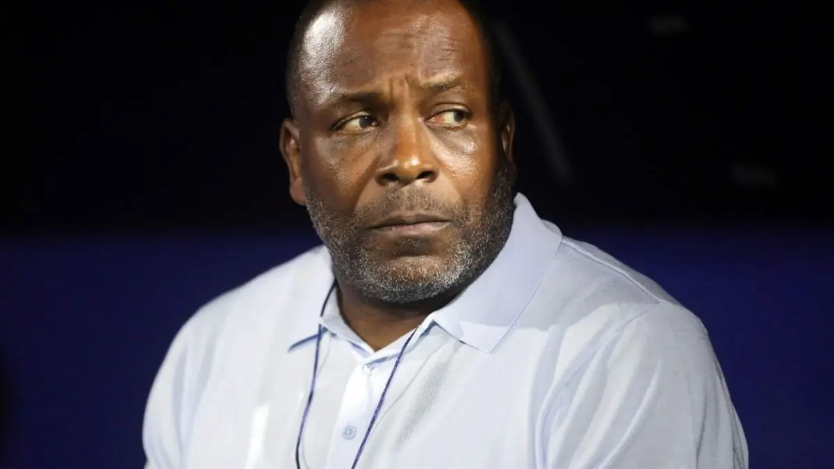 این تیم بدون سرمربی به جام جهانی می‌رود