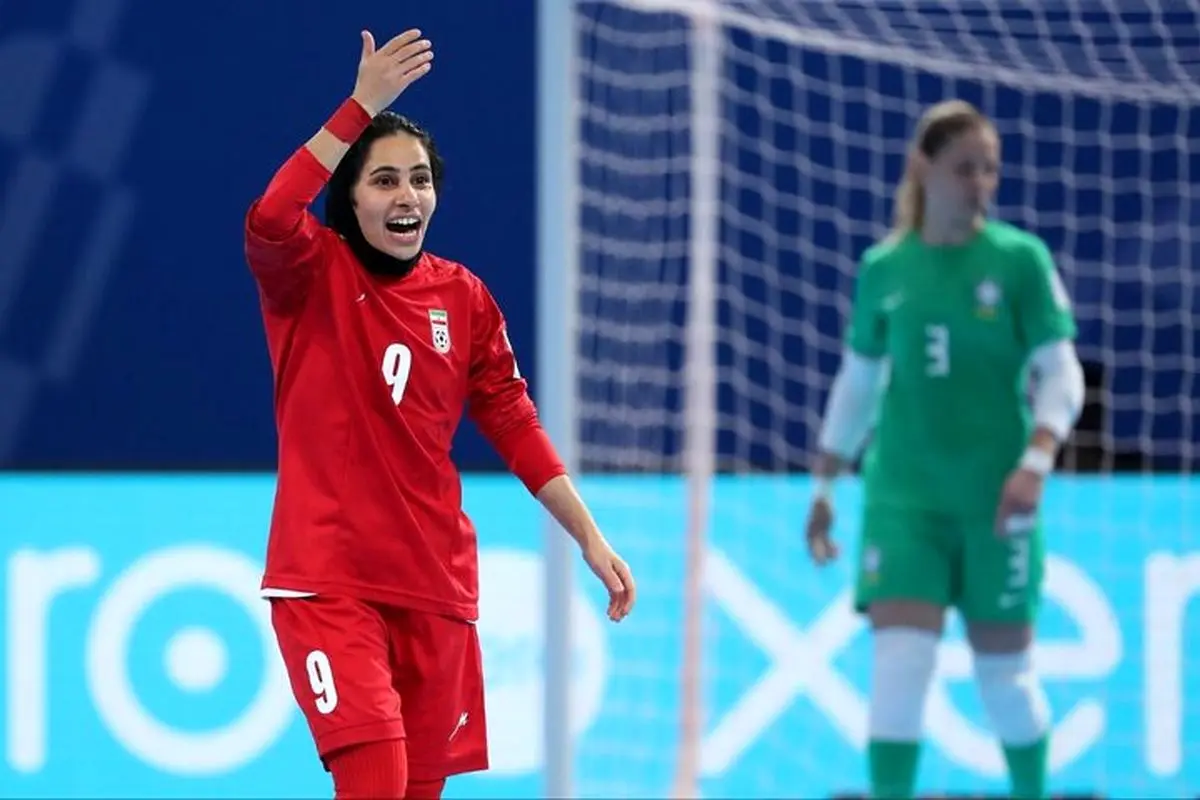 اشک‌های دختر ایرانی پس از شکست مقابل برزیل