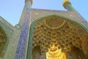 مرمت گنبد مسجد امام (ره) از نیمه گذشت