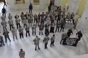 بازداشت ده‌ها کهنه سرباز آمریکایی معترض به جنگ با ایران