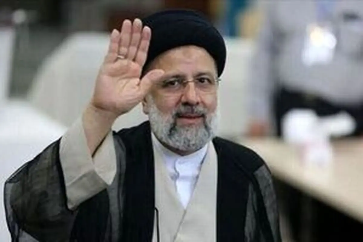 رئیس جمهور سنندج را به مقصد تهران ترک کرد