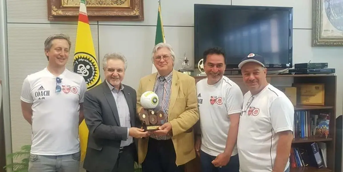 همکاری باشگاه اشتوتگارت و سپاهان آغاز شد