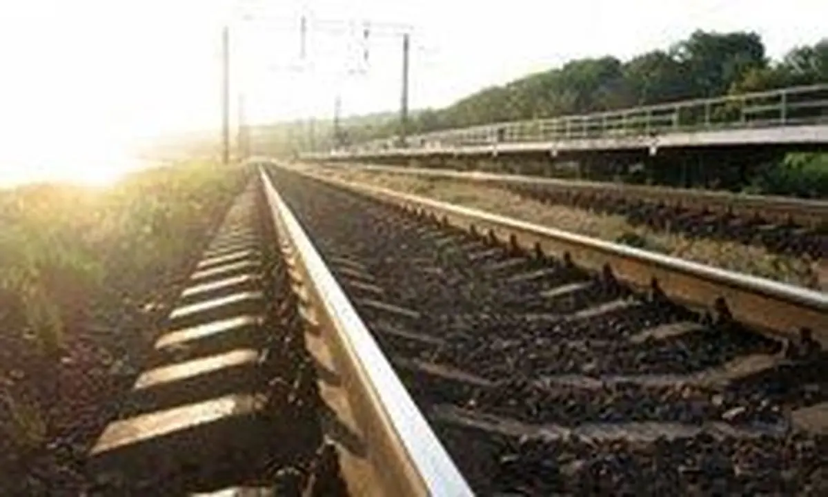 خروج قطار مسافربری مغولستان از ریل/عکس