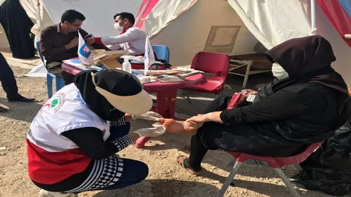
اعزام ۴۰۰۰ پزشک و امدادگر هلال‌احمر به پیاده روی اربعین
