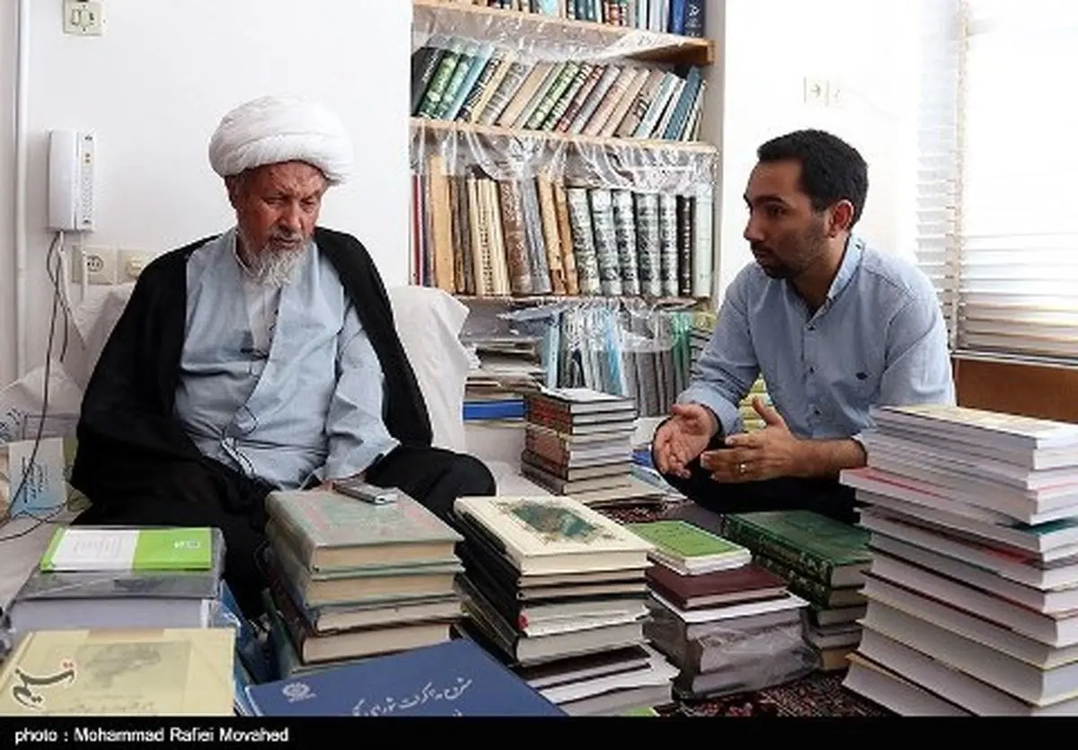 آیتالله خامنهای از نظر علمی کمنظیرند