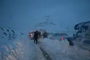 ترافیک در آزادراه کرج-تهران/بارش برف در محورهای ۳ استان