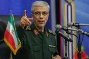 دستان نیروهای مسلح قهرمان بر روی ماشه ها قرار دارد
