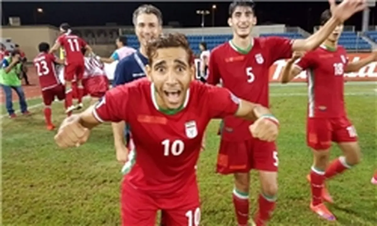 مهاجم پرسپولیس آبی پوش می شود؟