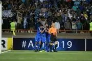 هواداران استقلال خوشحال از شکست پرسپولیس!