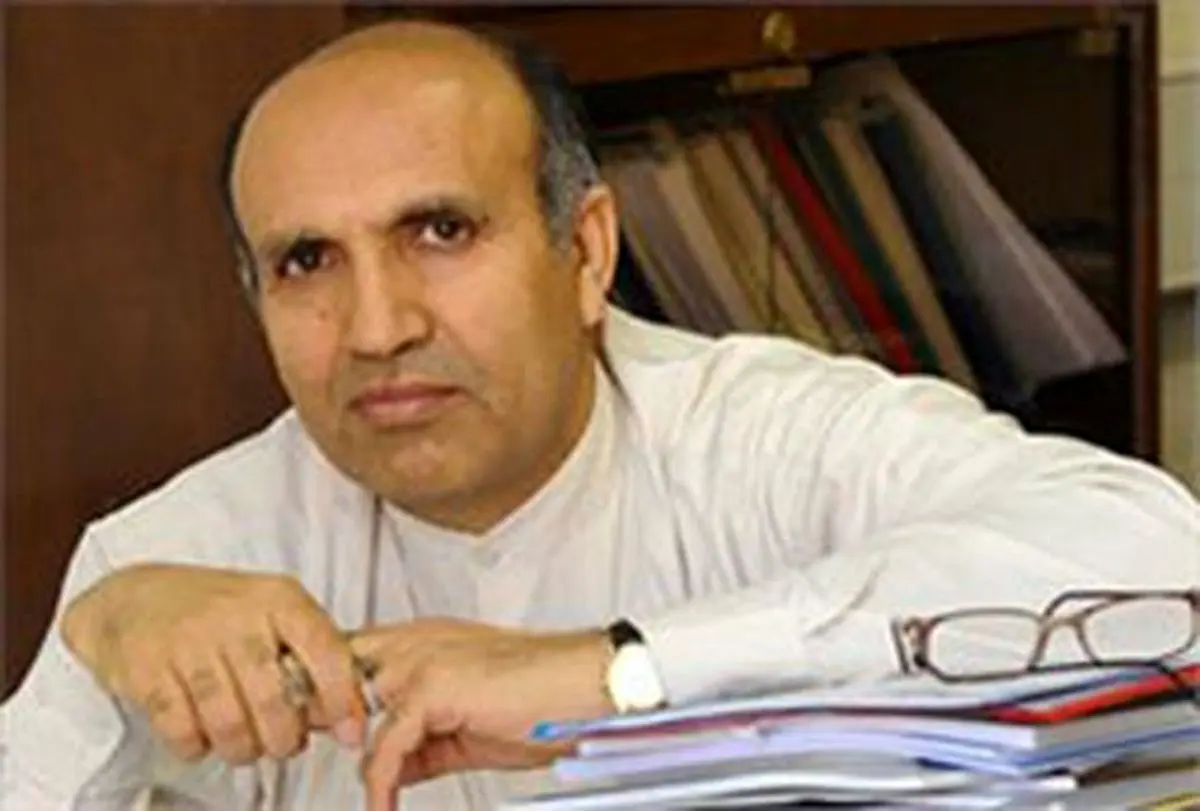 خیلی از مدیران روحانی ضعیف هستند