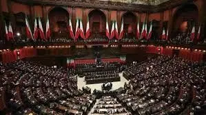 درگیری نمایندگان مجلس ایتالیا در پارلمان