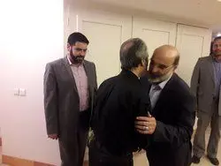  حضور رییس صداوسیما در منزل عزت‌الله انتظامی 