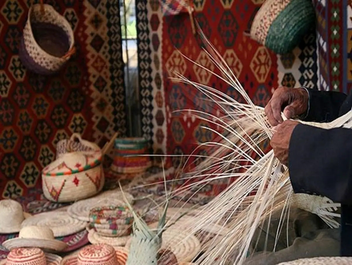 فروش 250 میلیون ریالی صنایع دستی دهسلم نهبندان