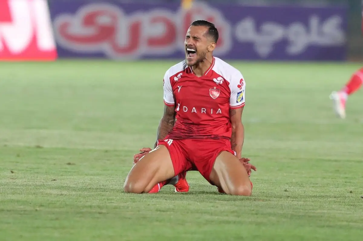 مهدی تیکدری بعد از گل‌های پرسپولیس منفجر شد!+ عکس