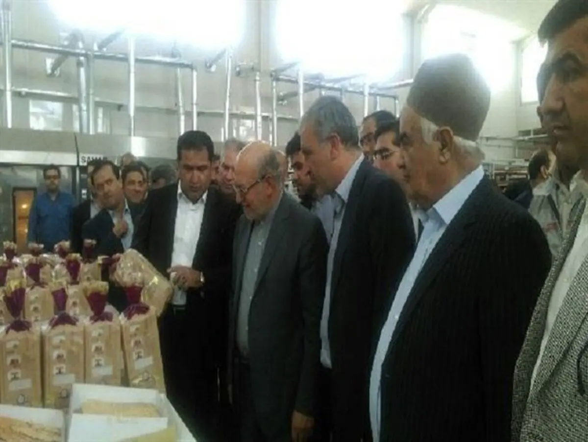 بازدید وزیر صنعت از کارخانه قند کهگیلویه و بویراحمد