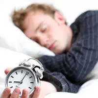  بهترین زمان برای خوابیدن چه ساعتی است؟