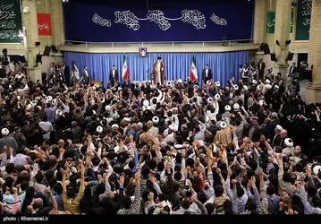 دیدار مقام معظم رهبری با اقشار مردم