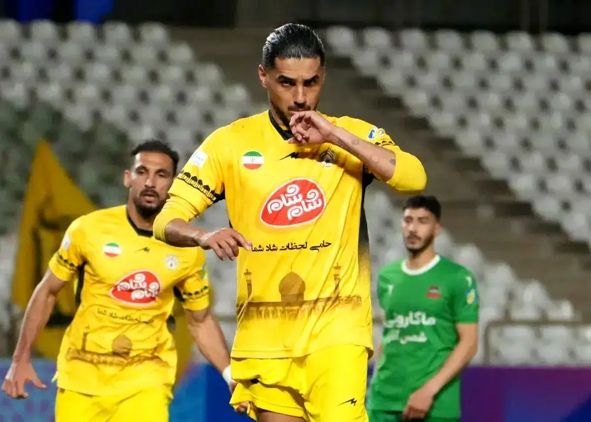 مهاجم فجر سپاسی تمریناتش را شروع کرد+ عکس