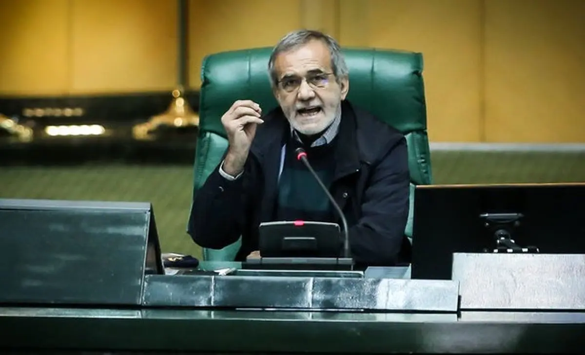 تسلیت پزشکیان در پی درگذشت حجت الاسلام والمسلمین سید حسن واعظ موسوی و محمدحسن دوگانی