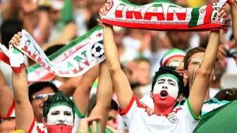 اخبار جام جهانی 2022| تشویق شبانه هواران تیم ملی در قطر