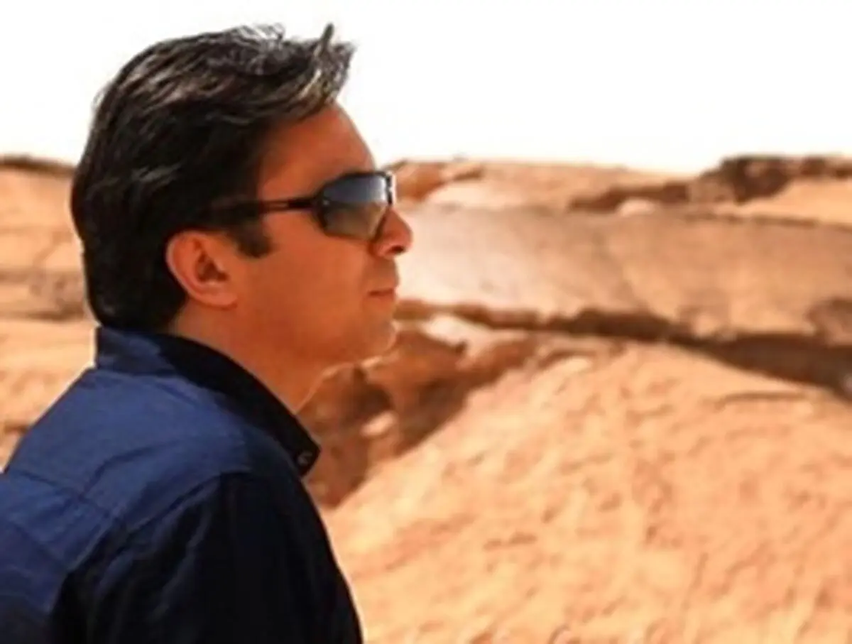 مجید اخشابی خواننده تیتراژ پایانی سریال «ده‌نمکی» شد