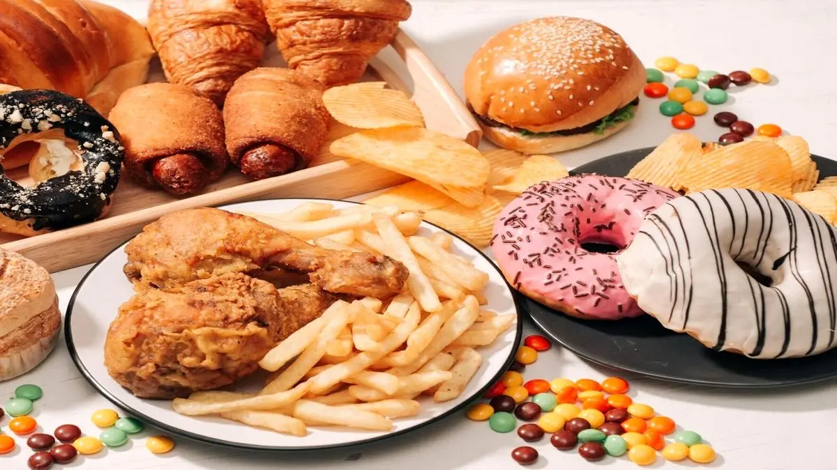 غذاهای فرآوری شده خطر ابتلا به سرطان و مرگ را افزایش میدهند