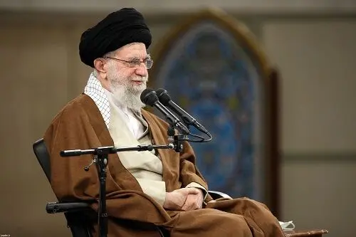 جمعی از کارگران با رهبر معظم انقلاب دیدار کردند/گزارش تصویری
