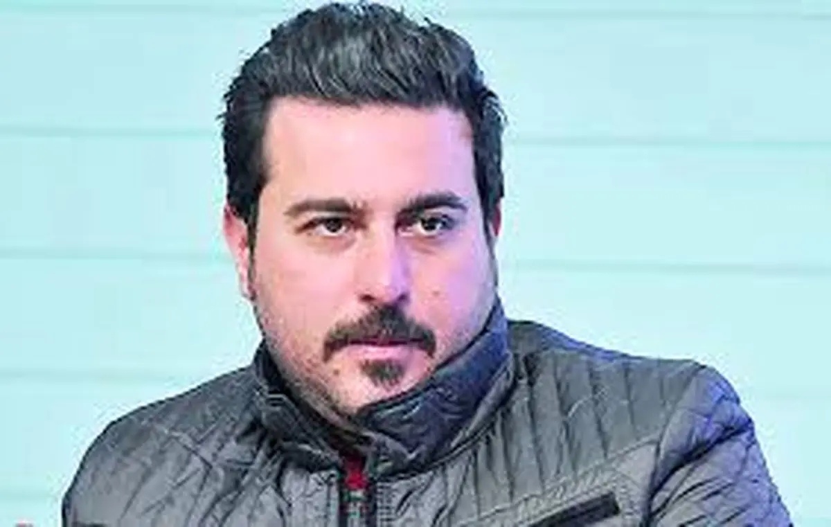 آقای بازیگر در کنار دروازه بان اسطوره ای ایران/عکس